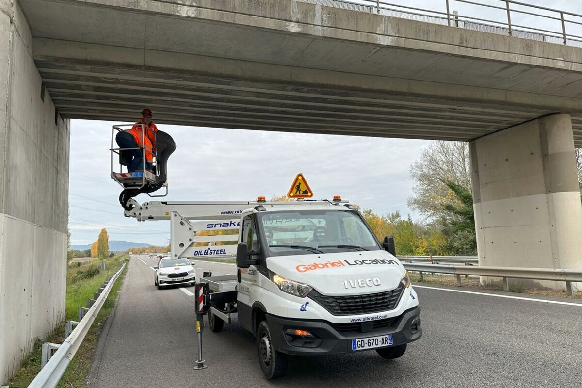 Nacelle ciseaux 35 m occasion 048