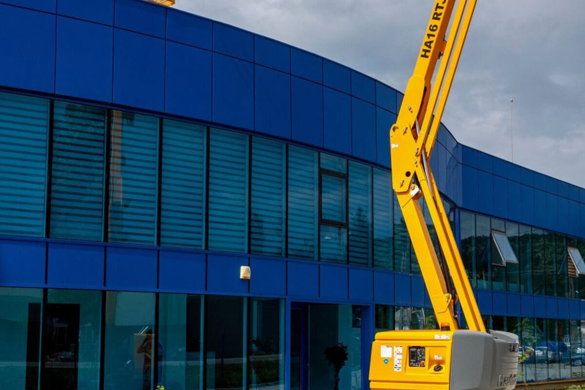 Nacelle tractable 32 m occasion 009